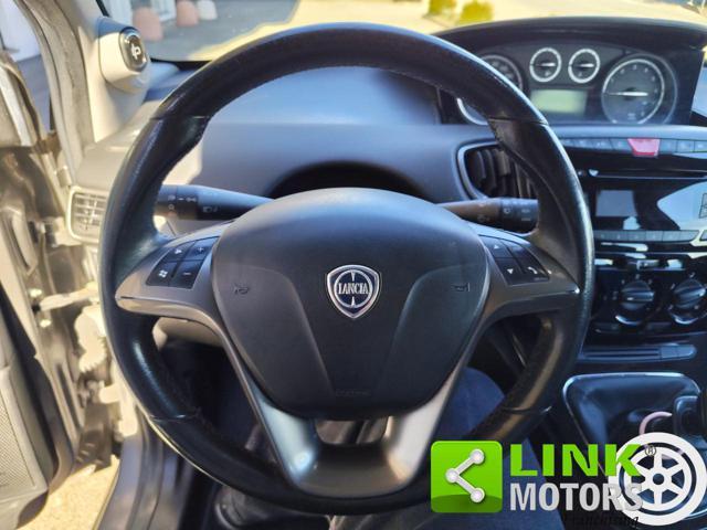 LANCIA Ypsilon 1.2 69 CV 5 porte Platinum