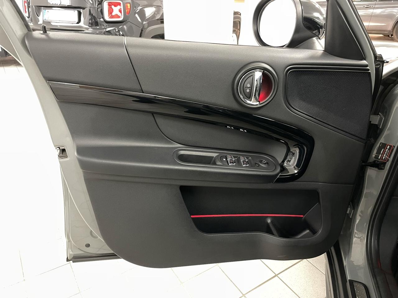 Mini One Countryman 1.5 AUT. NAVI CERCHI BLACK SENSORI NEOPATENTATI