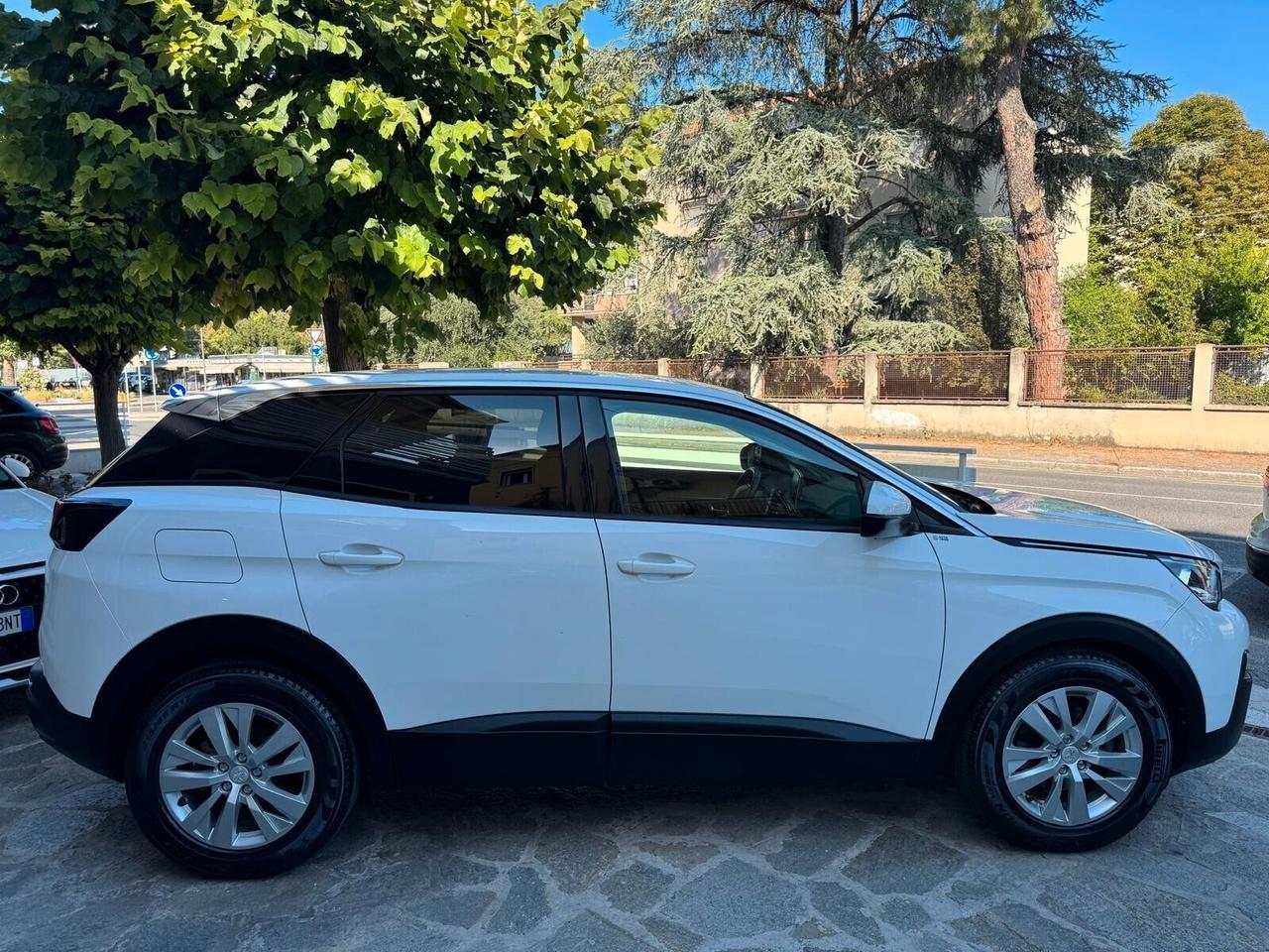 PEUGEOT 3008 BlueHDi 120cv S&S ALLURE