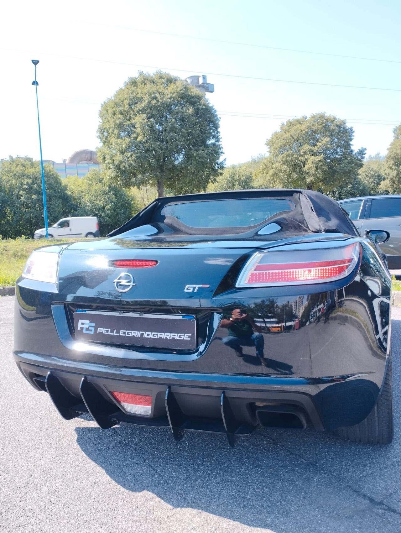 Opel GT 2.0 turbo 16v roadster c/pelle 260cv
