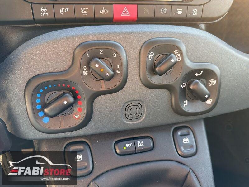 FIAT Panda 0.9 TwinAir 86 Cv 4x4 - 5 Posti, Bluetooth, Clima ecc