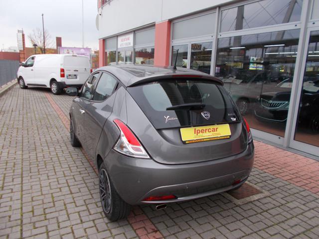 LANCIA Ypsilon 1.0 FireFly 5 porte S&S Hybrid Ecochic Gold