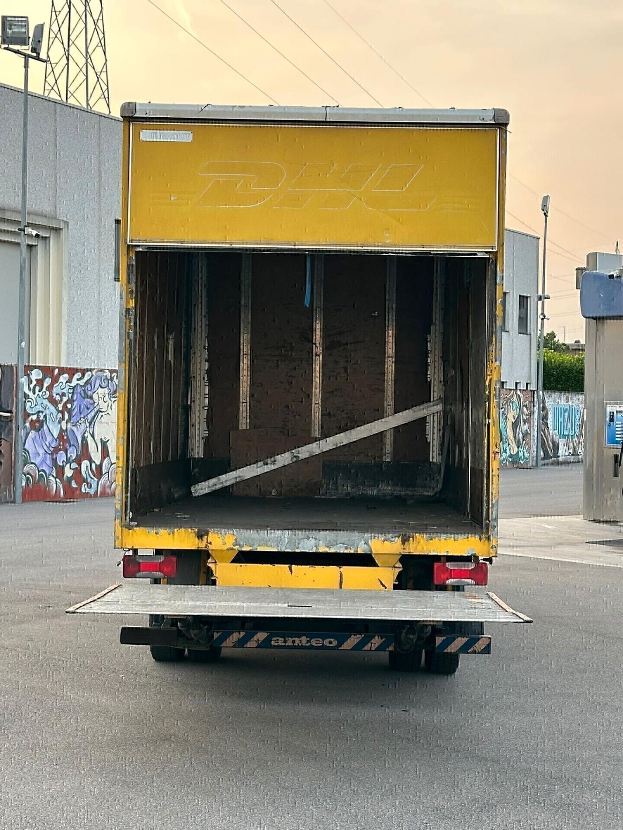 MERCEDES SPRINTER CON PEDANA CARICATRICE SUPER PREZZO!