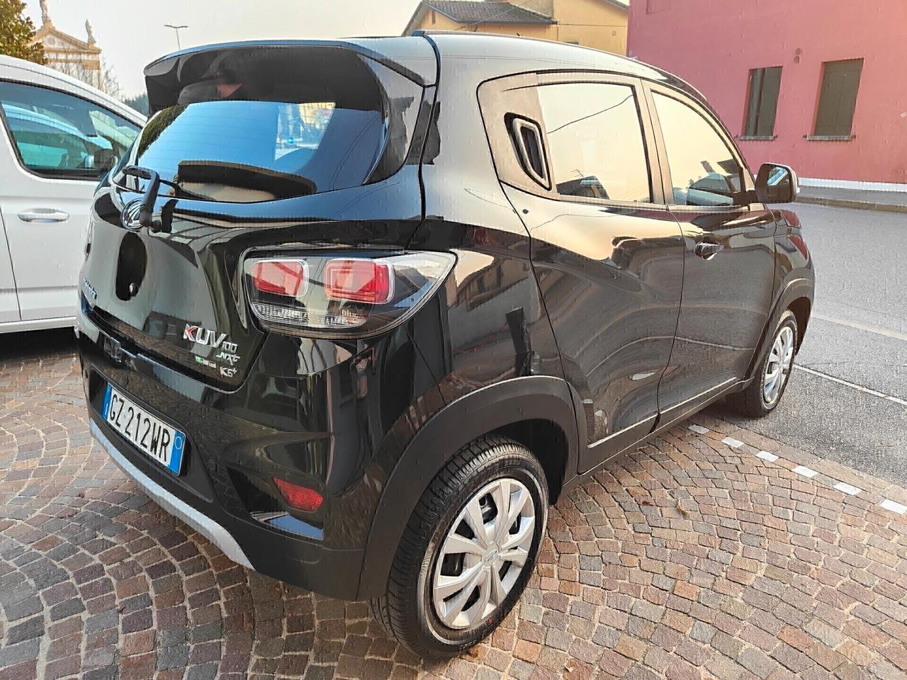 Mahindra KUV100 1.2 VVT M-Bifuel(GPL) K6+