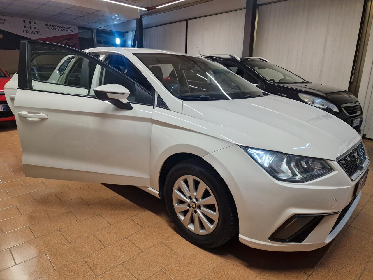 Seat Ibiza 1.0 TGI 5 porte FR, ok neopatentati