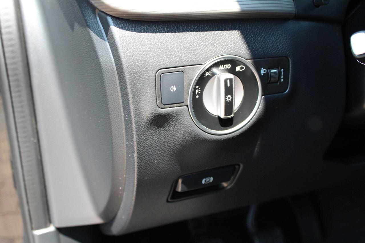 Mercedes-benz B 180 B 180 d Premium