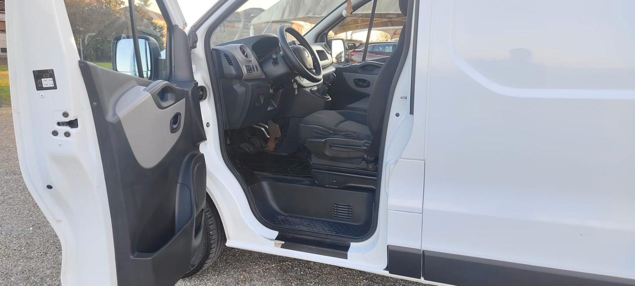Renault Trafic T27 1.6 dCi 95CV S&S PC-TN Zen