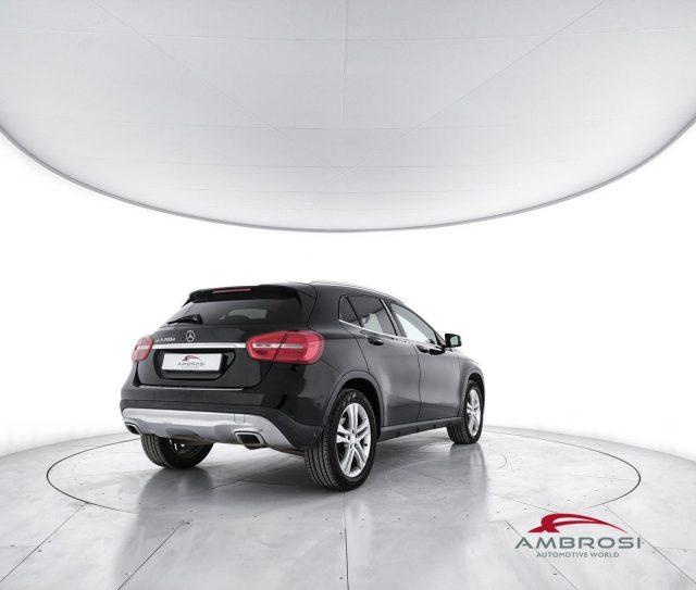 MERCEDES-BENZ GLA 200 CDI 200 d Automatic Sport