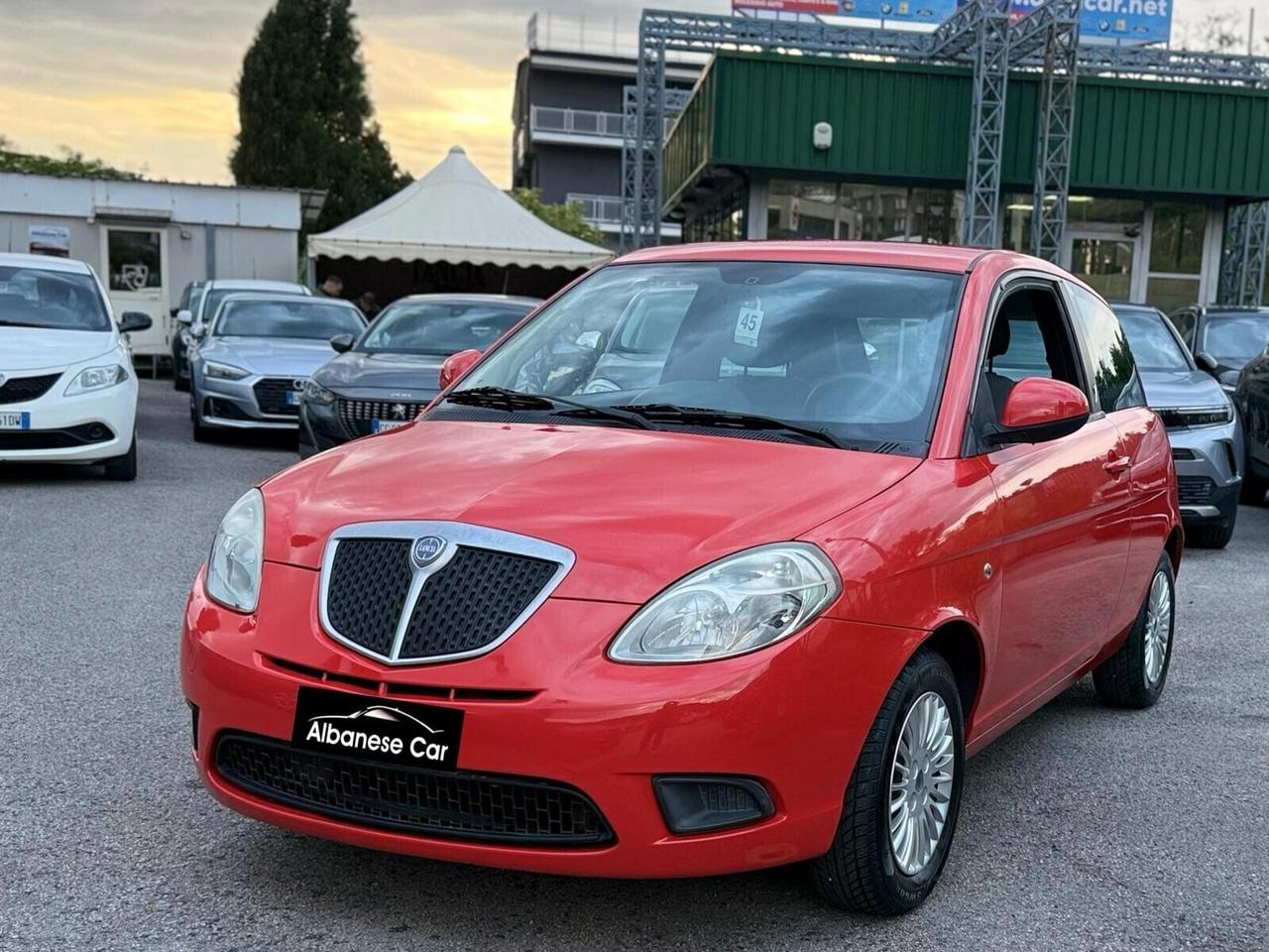 Lancia Ypsilon 1.2 Argento