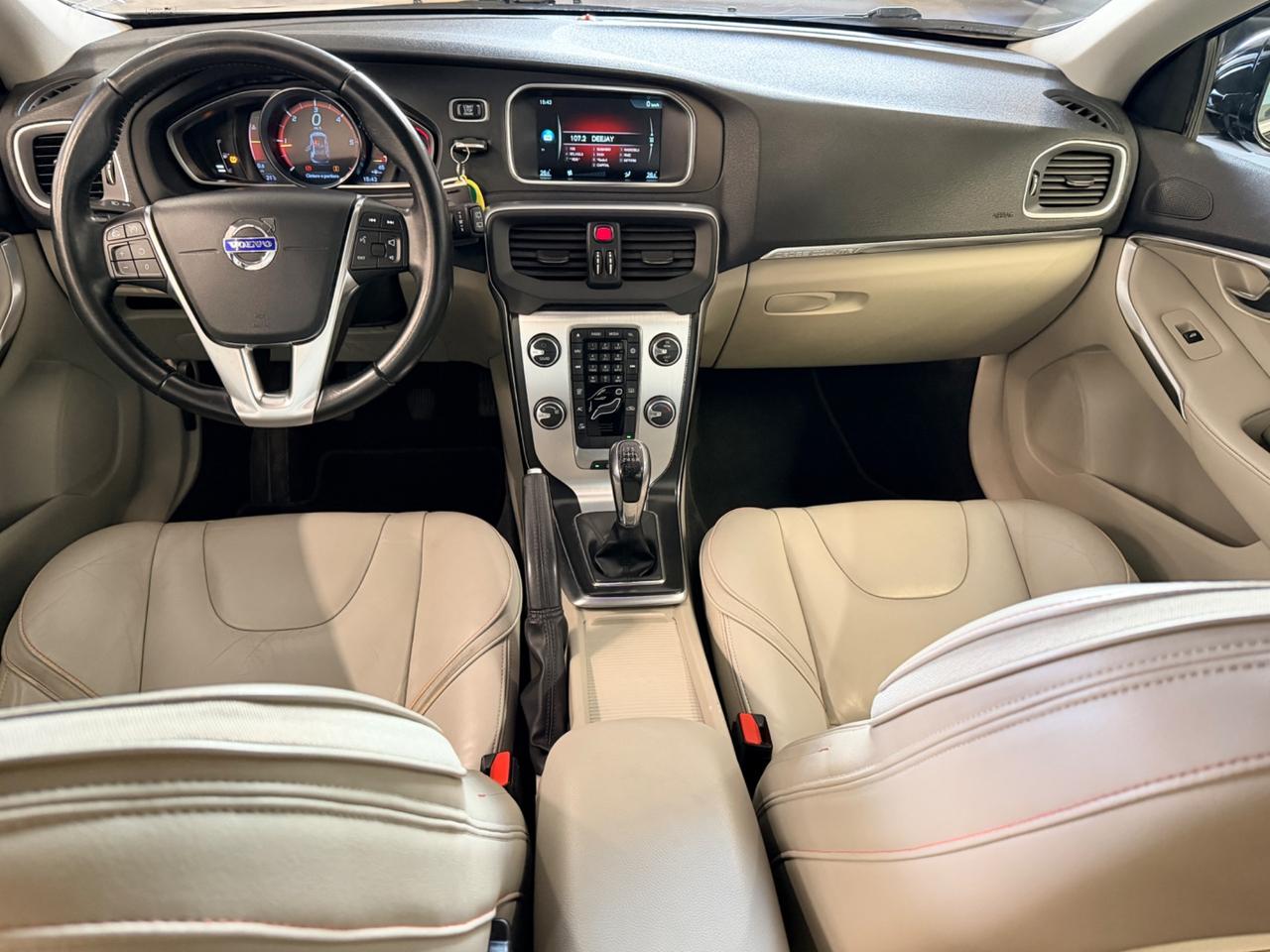 Volvo V40 Cross Country D2 Ocean Race