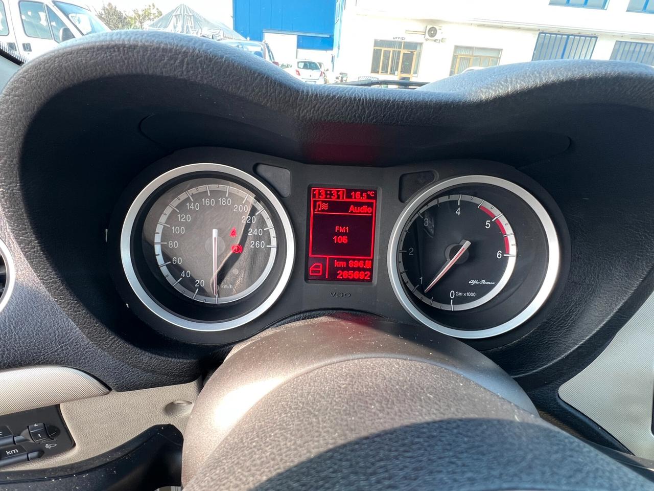 Alfa Romeo 159 1.9 JTDm 16V Sportwagon Distinctive