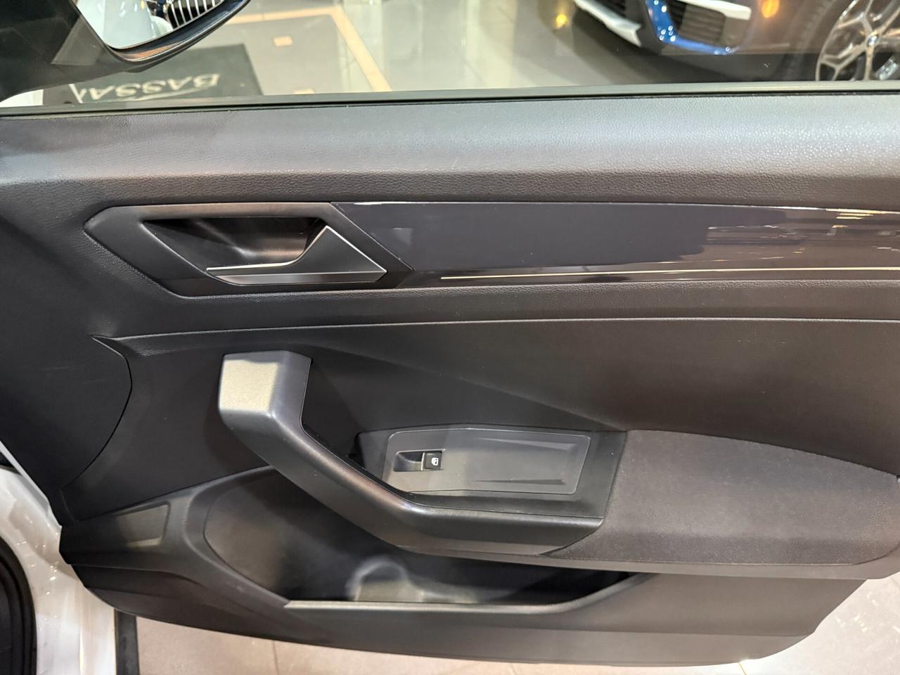 Volkswagen T-Roc I 2019 1.0 tsi Advanced