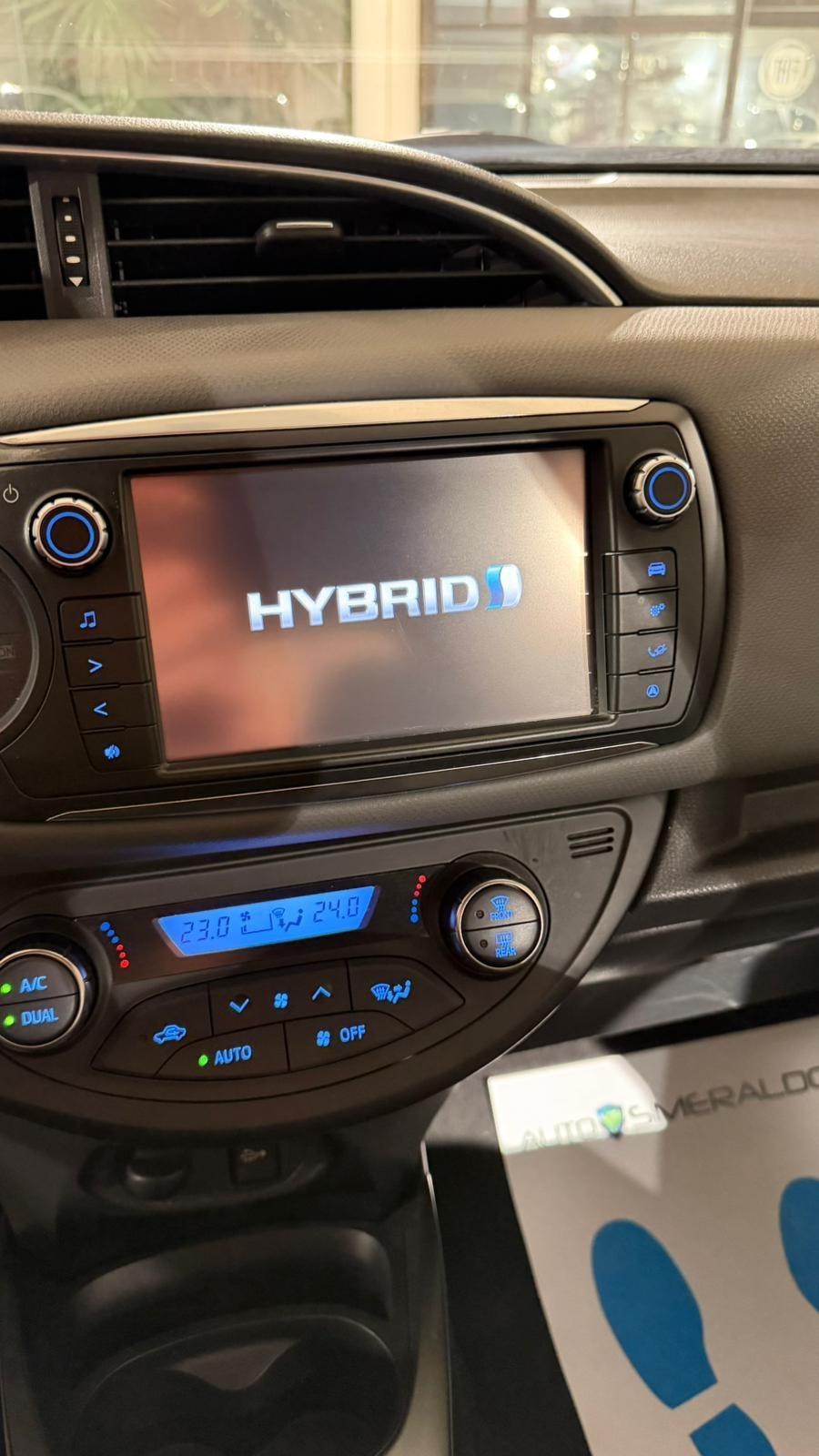 Toyota Yaris 1.5 Hybrid 5 porte Active