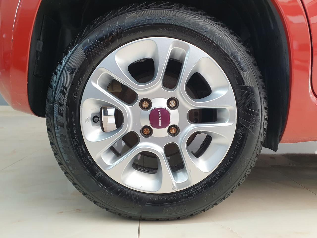 Fiat Panda 1.2 Lounge 69cv 2015