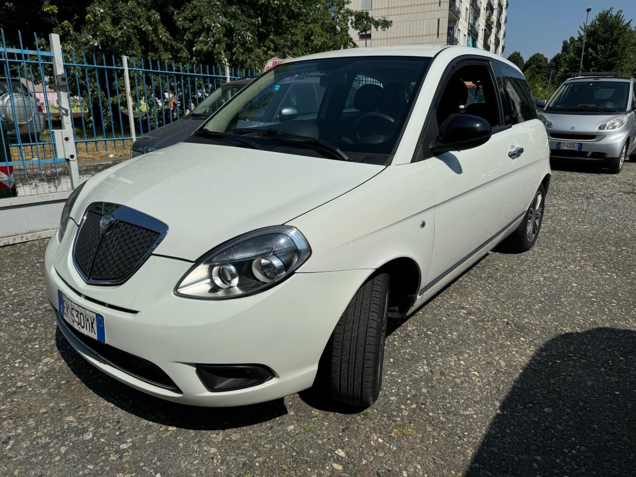 Lancia Ypsilon 1.2 Benz Unyca 2012 EURO5