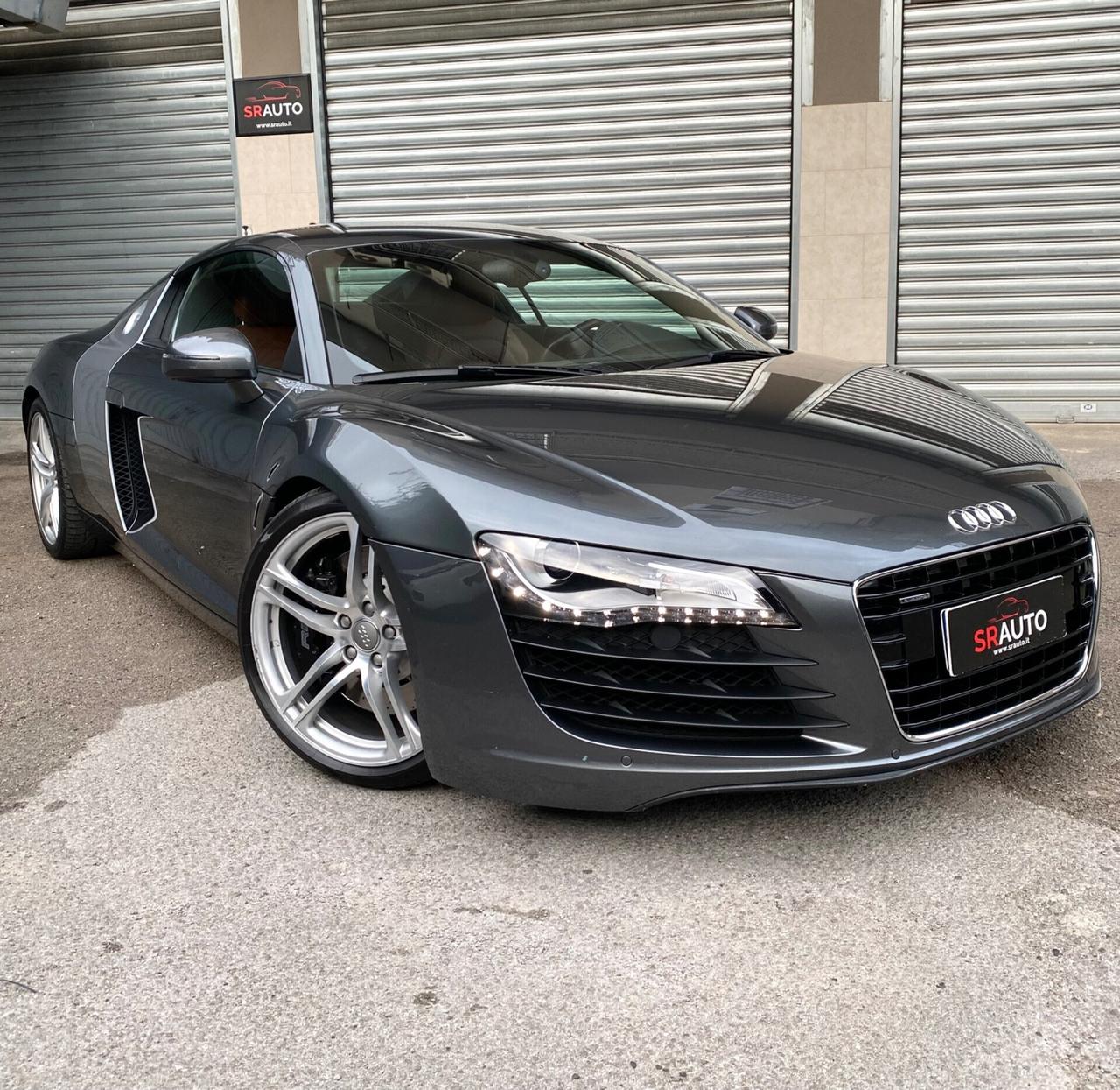 Audi R8 4.2 V8 FSI 420cv quattro R-tronic