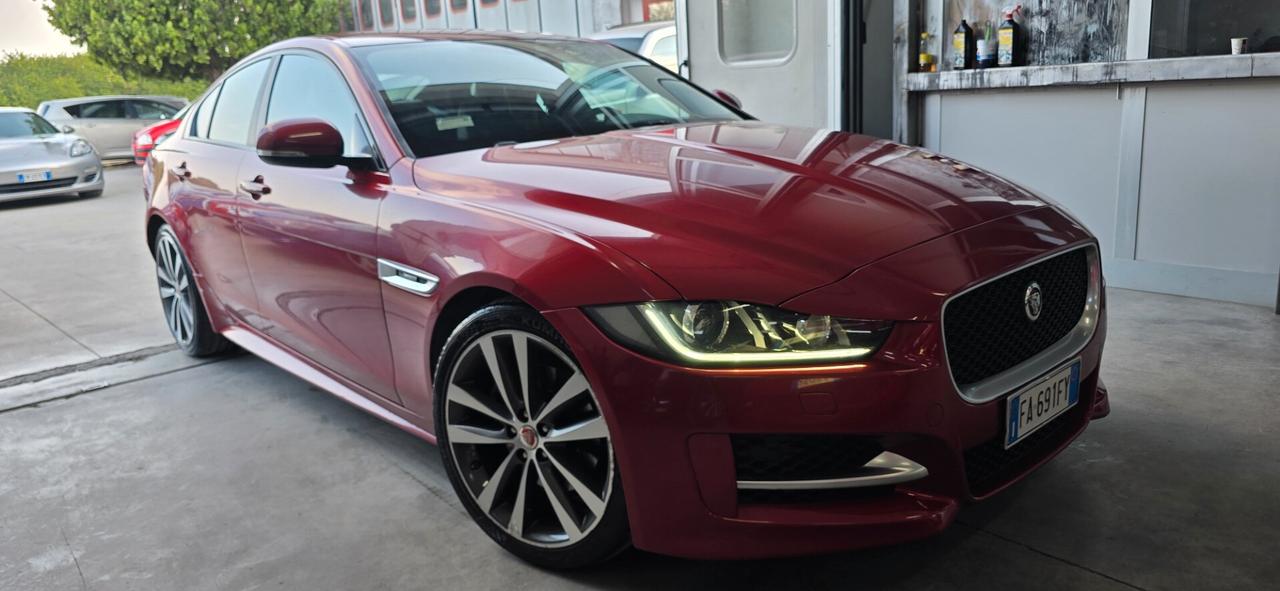 Jaguar XE 2.0 D Turbo 180CV aut. Prestige Business Edition