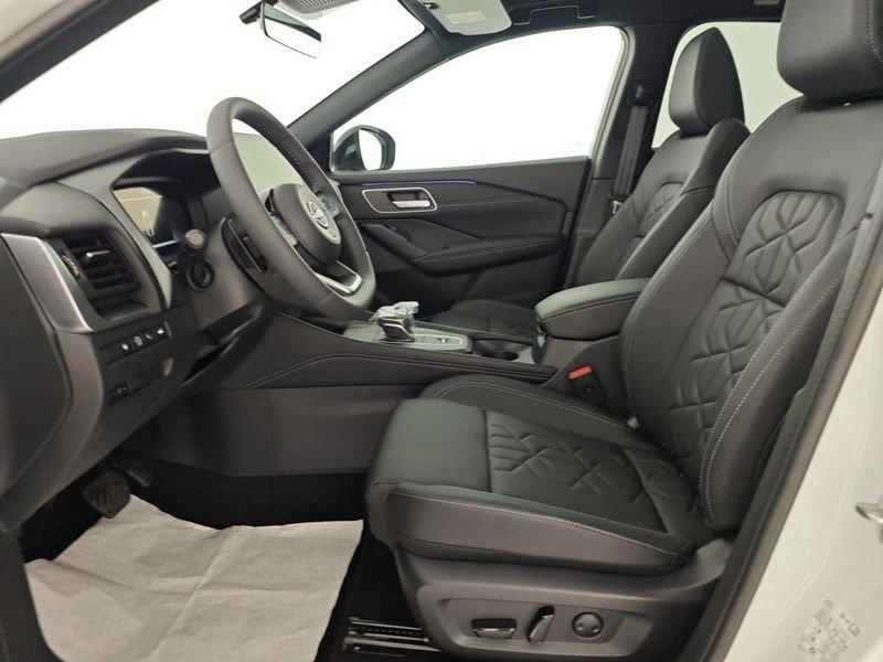 Nissan Qashqai MHEV 158 CV Xtronic Tekna + bicolor Nero +tetto panoramico in vetro