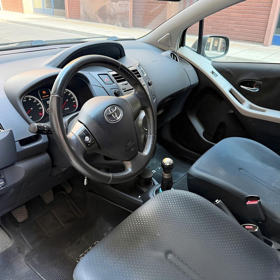Toyota Yaris 1.0 5 porte - 69CV