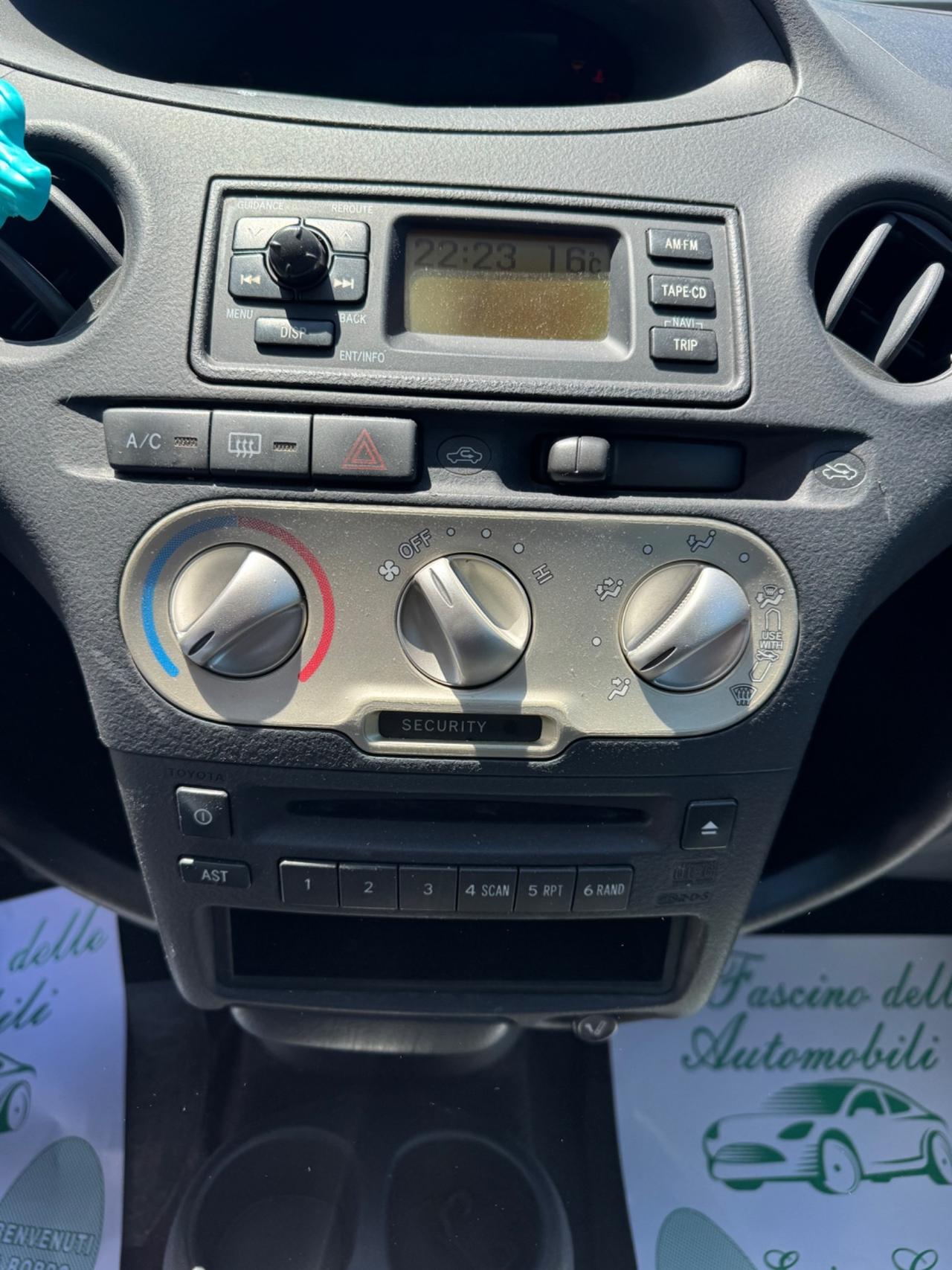 Toyota Yaris 1.4 tdi D-4D cat 3 porte Sol