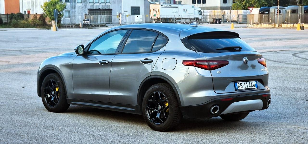 Alfa Romeo Stelvio 2.2 Turbodiesel 190 CV AT8 Q4