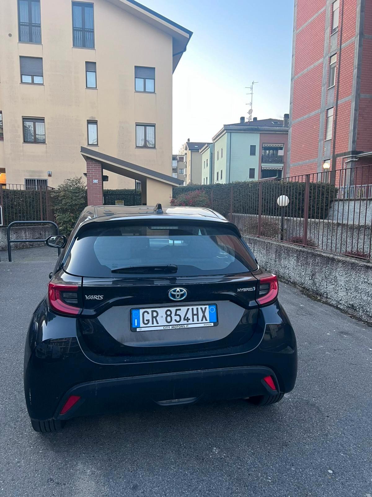 Toyota Yaris 1.5 Hybrid 5 porte Trend