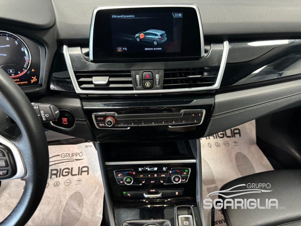 BMW 216 i Gran Tourer Advantage Full Optional