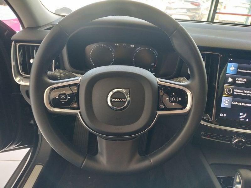 Volvo V60 Cross Country B4 (d) AWD Geartronic Business Pro