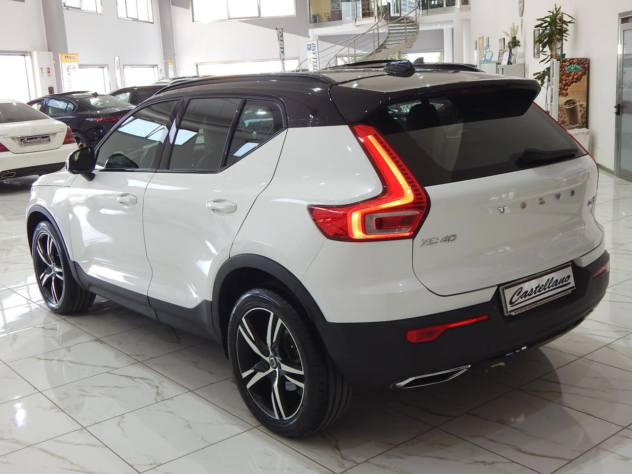 Volvo XC40 2.0 D4 R-Design AWD Geartronic NAVI-PELLE-PARK-LED