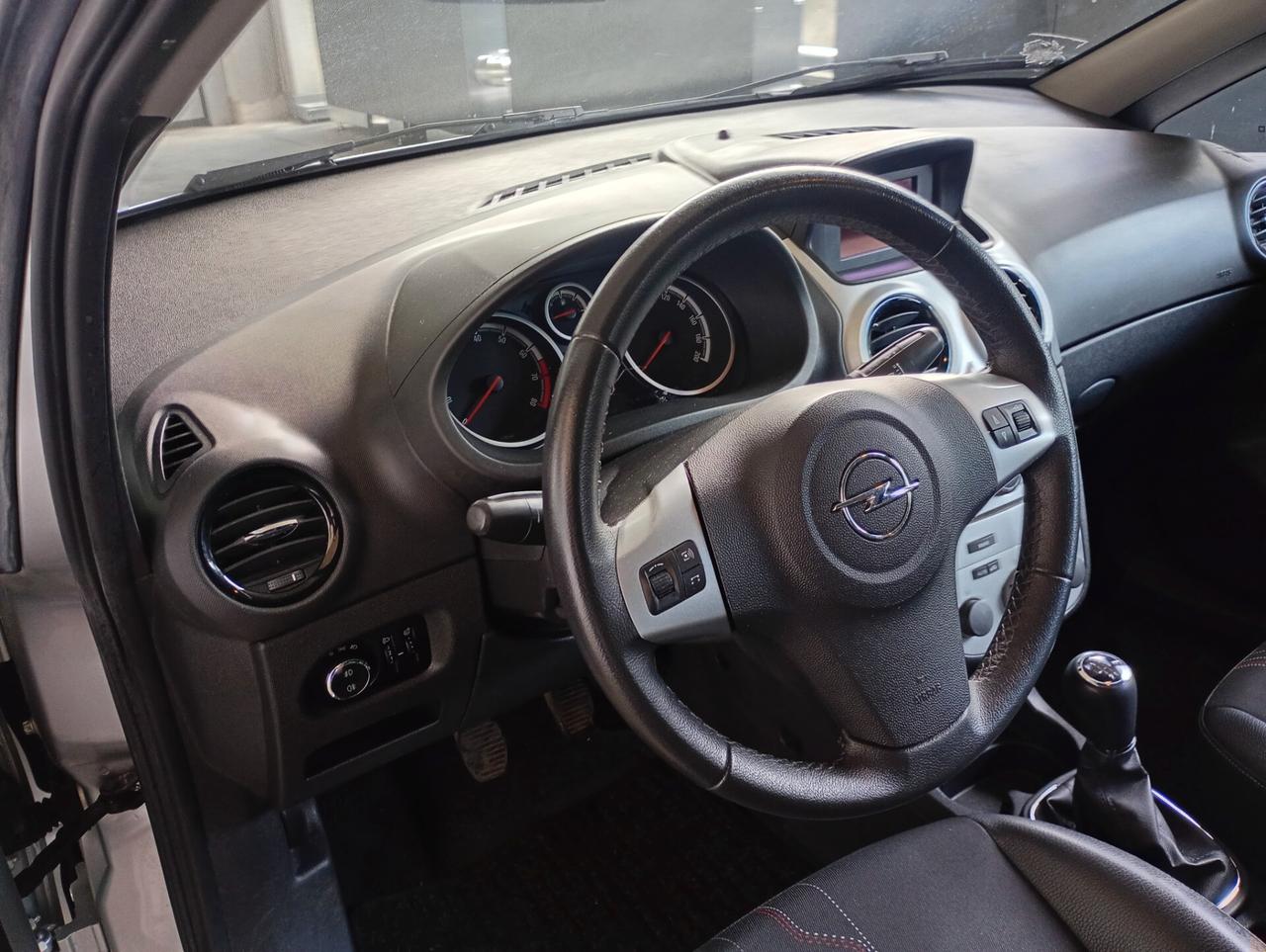 Opel Corsa 1.2 5 porte Elective