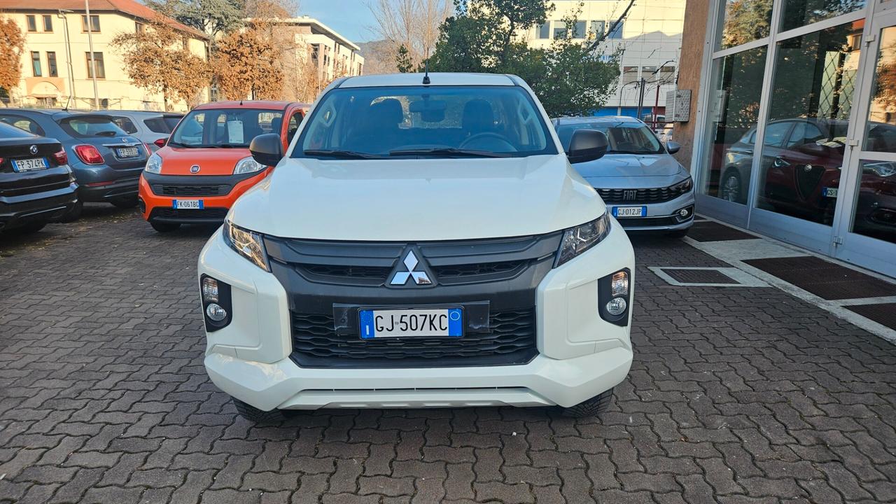 Mitsubishi L200 2.3 DI-D 150CV 4WD DOUBLE CAB INTENSE N1 + IVA