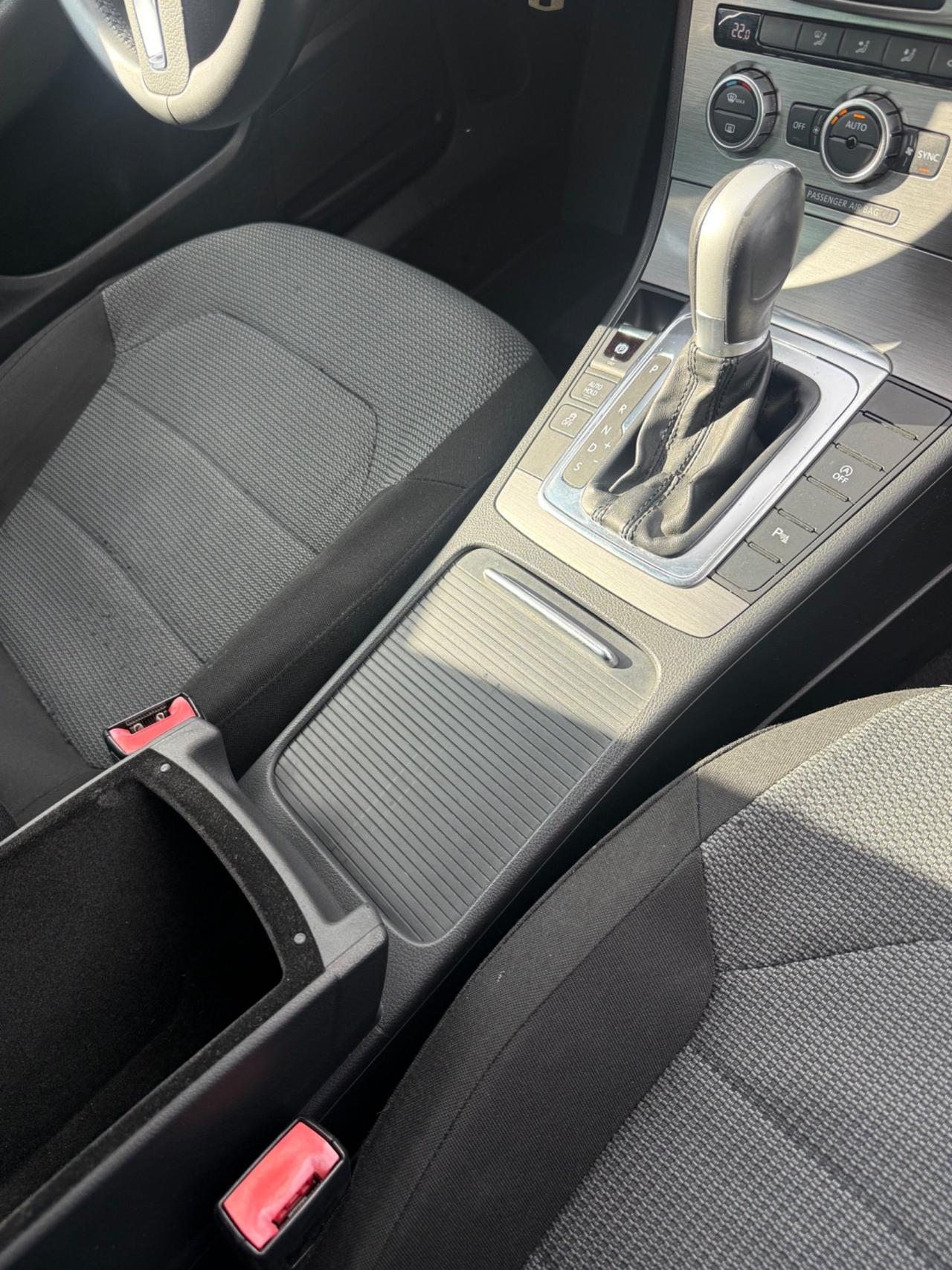 Volkswagen Passat Variant 2.0 TDI DSG **Motore nuovo**