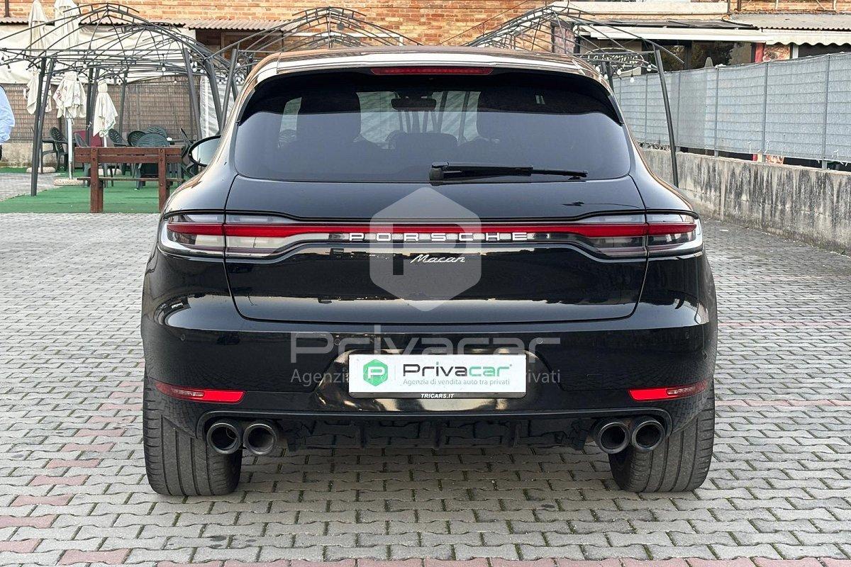 PORSCHE Macan 2.0