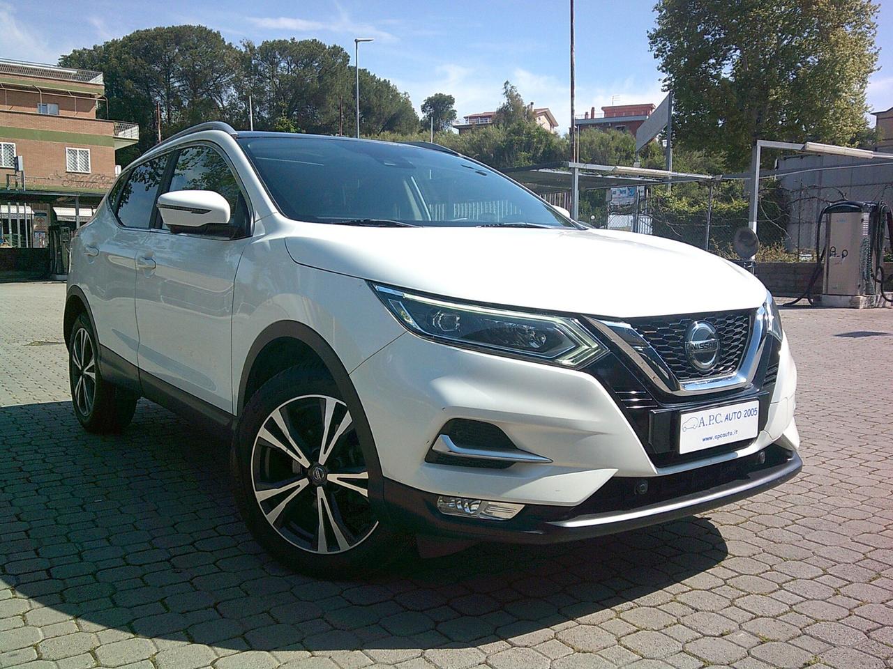 Nissan Qashqai 1.2 DIG-T N-Connecta*Apple Car Play*Tetto Panoramico*