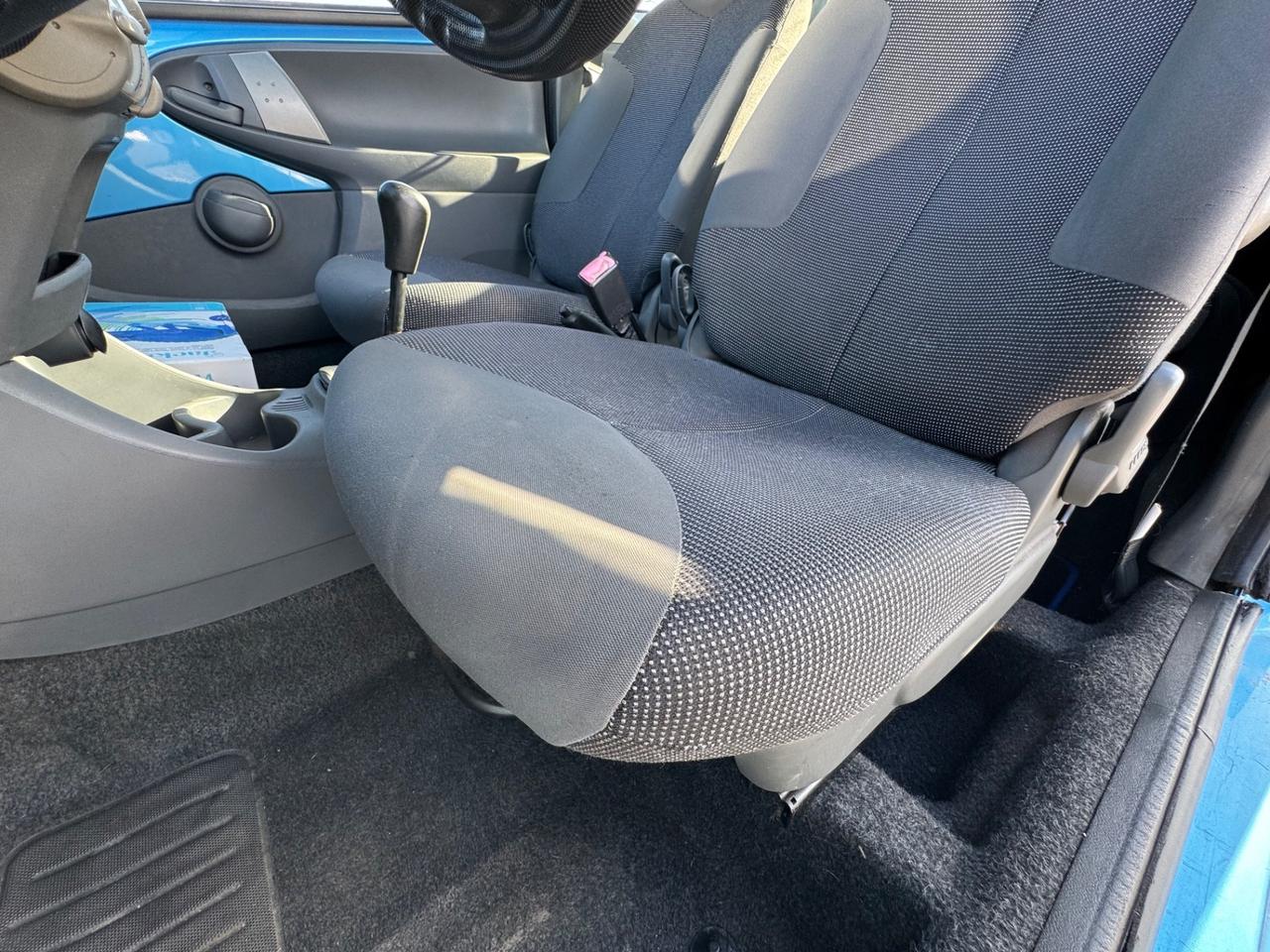 PEUGEOT 107 1.0 BENZINA NEOPATENTATI 12 MESI DI GARANZIA