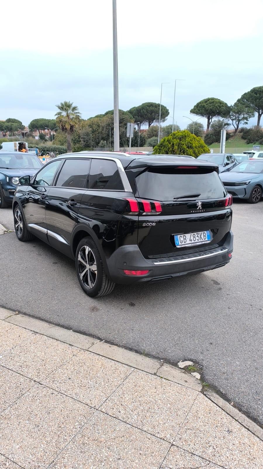 Peugeot 5008 BlueHDi 130 S&S EAT8 Allure