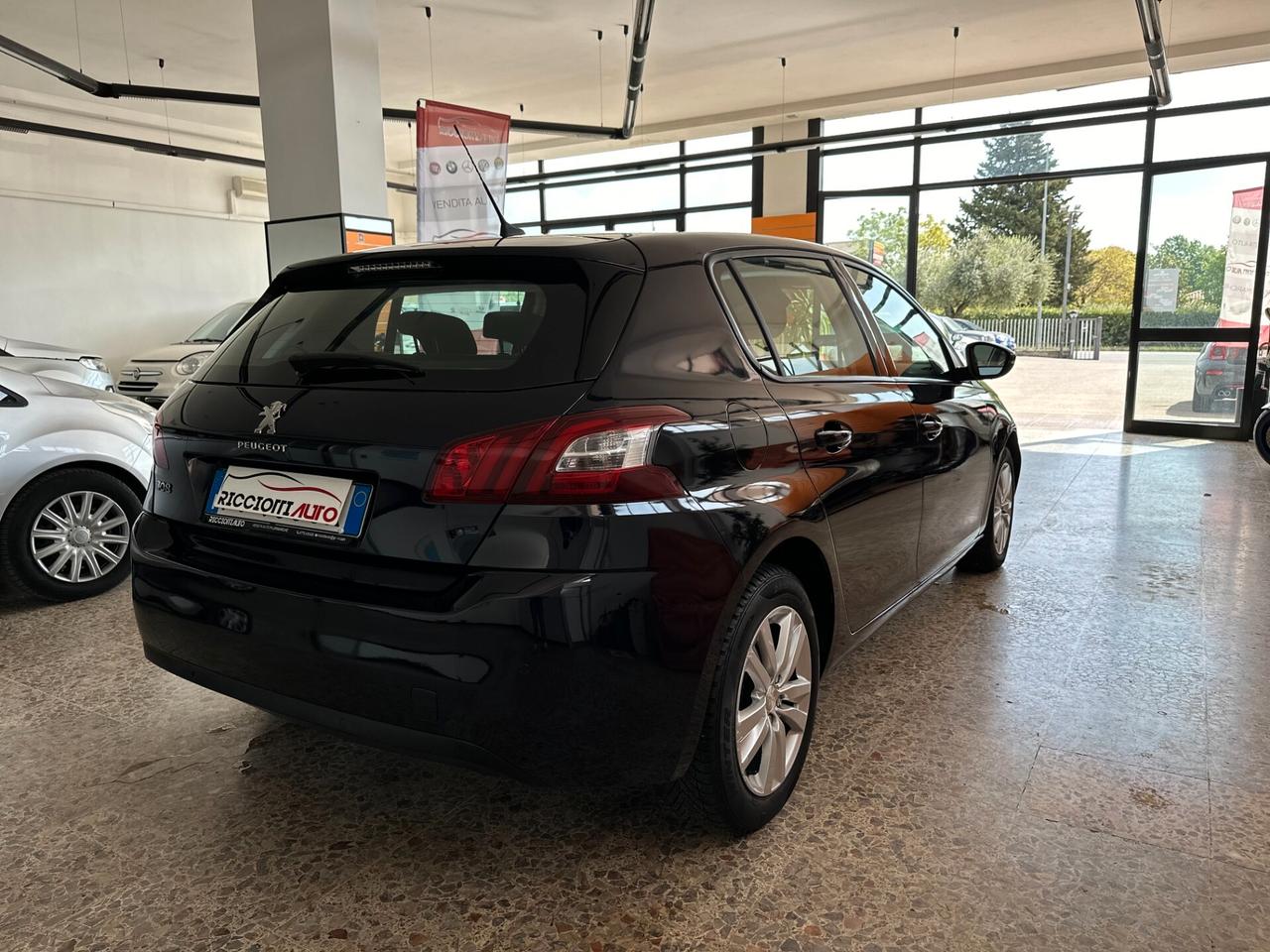 PEUGEOT 308 1.6 120CV EAT6 BUSINESS