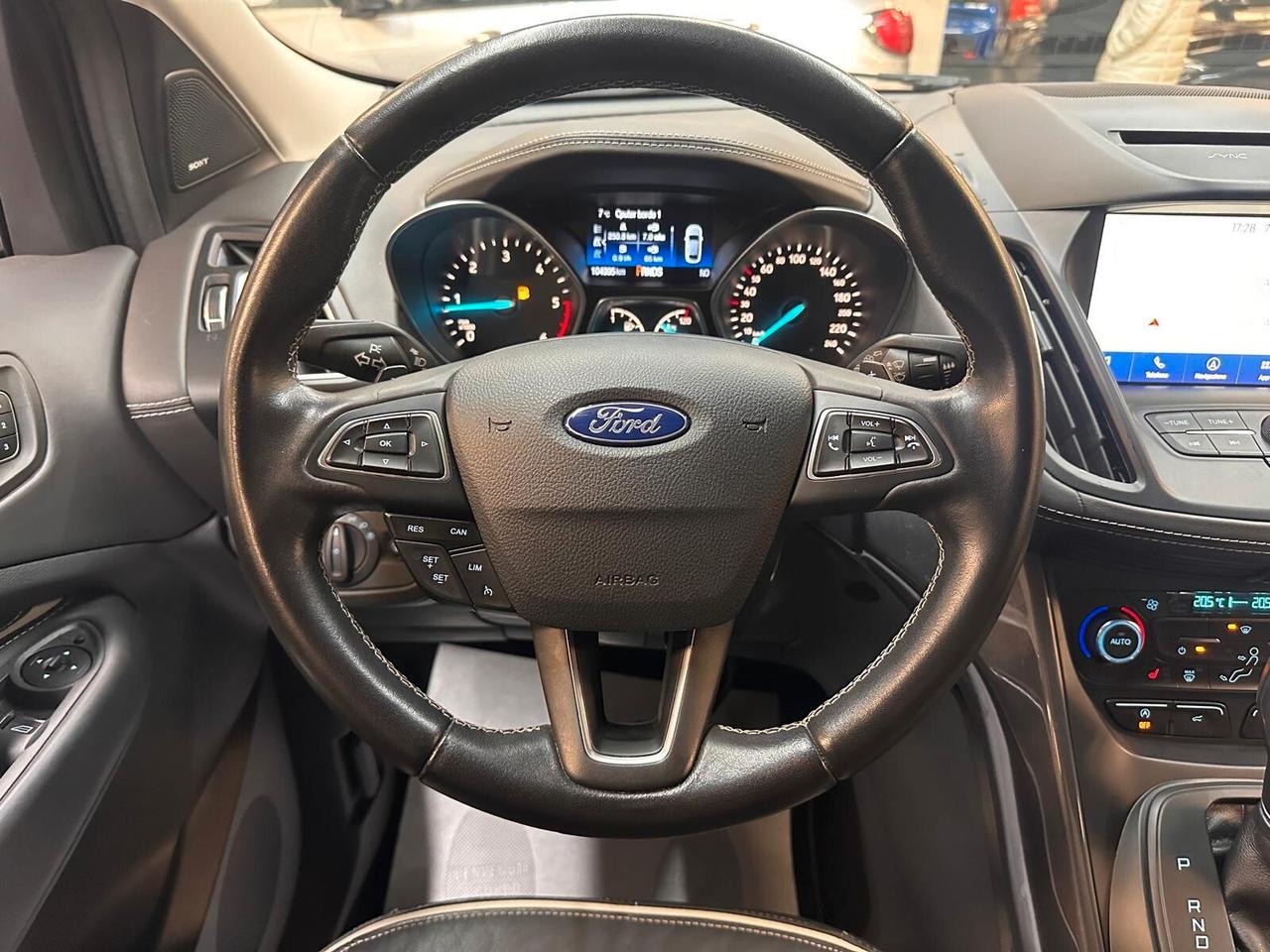 Ford Kuga 2.0 TDCI 180 CV S&S 4WD Powershift Vignale