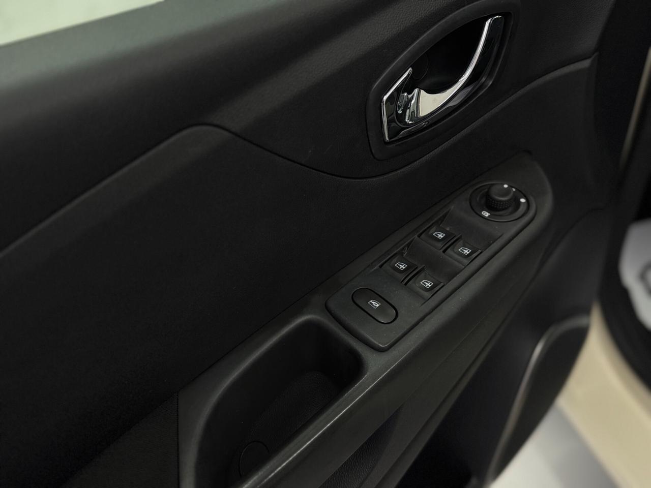 Renault Captur 1.5dCi 90CV Energy Hypnotic