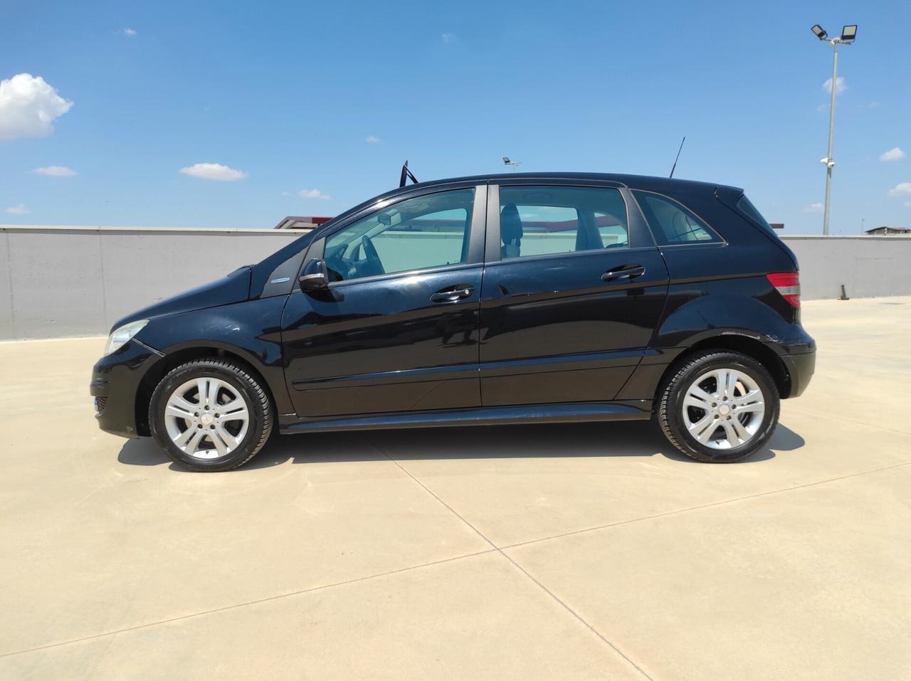 Mercedes-benz B 180 - 2.0 Benz/Metano - 116cv