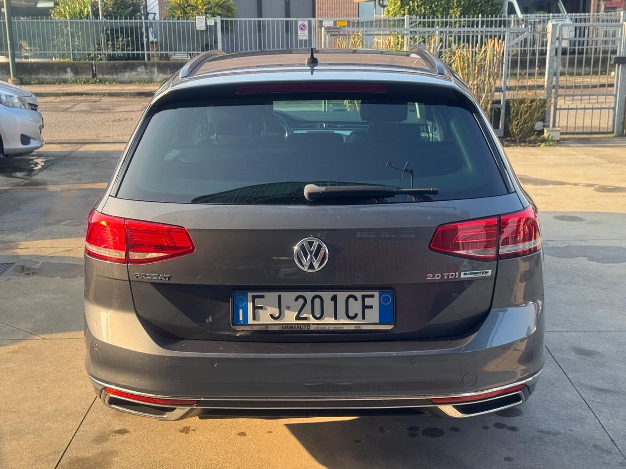 Volkswagen Passat Variant 2.0 TDI DSG Highline BlueMotion Technology