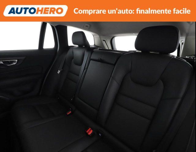 VOLVO V60 B4 (d) automatico Essential