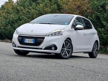 Peugeot 208 KM 81 000 EURO 6B PARI AL NUOVO