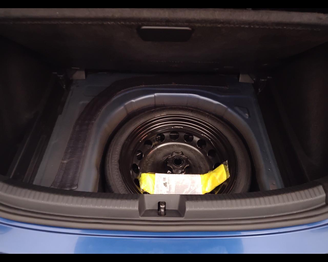 VOLKSWAGEN Taigo - Taigo 1.0 tsi Life 115cv