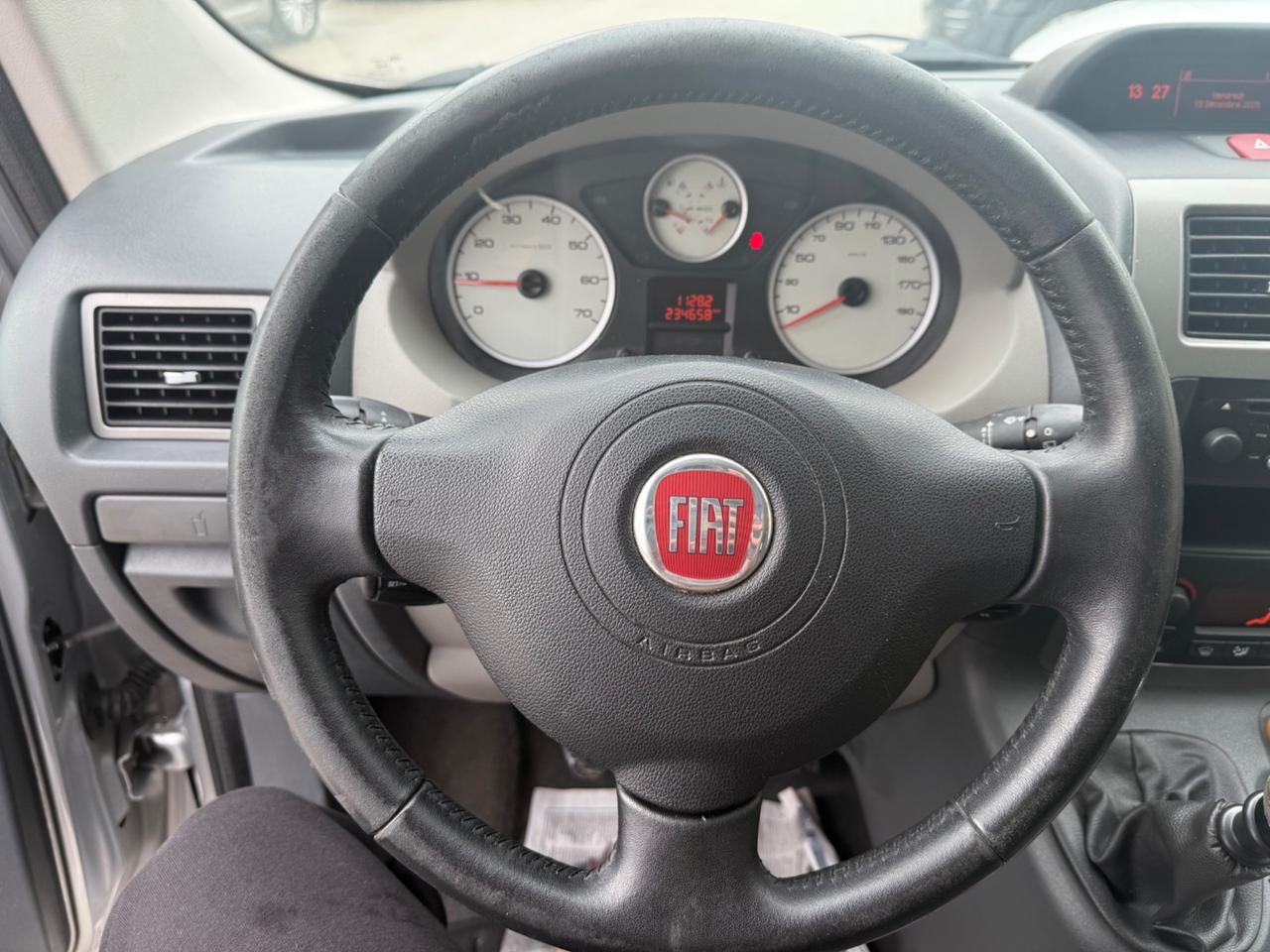 Fiat Scudo 2.0 MJT/130 Panorama Executive 9 posti 2013