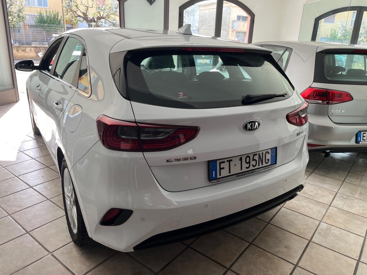 Kia Ceed Sportswagon 1.4 MPi GPL SW Business Class