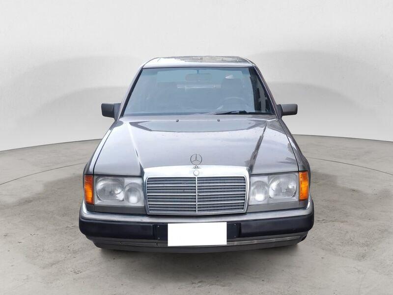 Mercedes-Benz Serie 200-320 250 E Turbo Diesel UNICO PROPRIETARIO