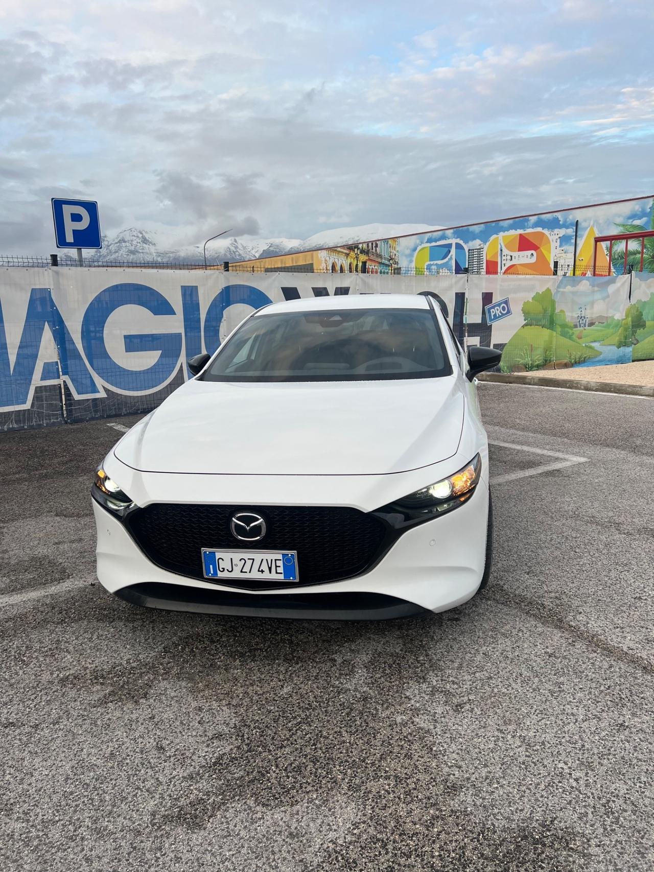 Mazda 3 Mazda3 1.8L Skyactiv-D Executive