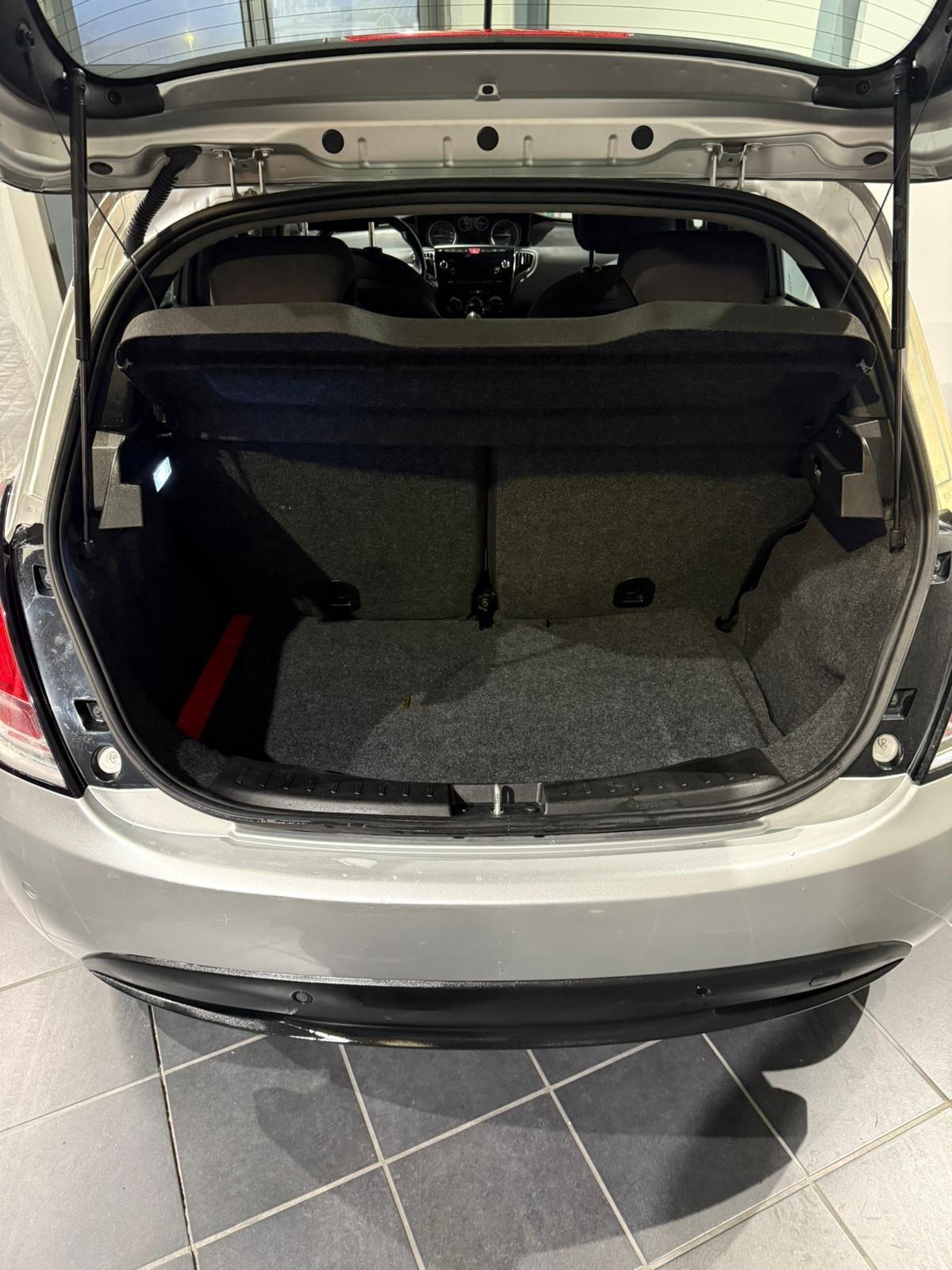 LANCIA NEW YPSILON- GPL - NEOPATENTATI