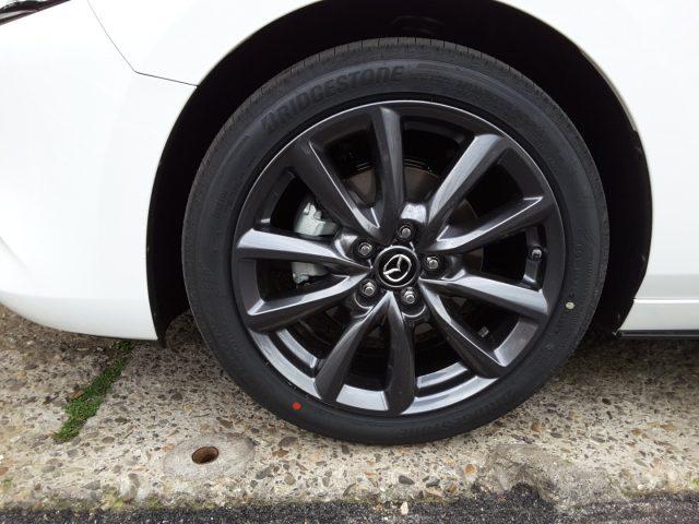 MAZDA 3 2.5 e-Skyactiv-G 140cv Centre-Line Design Pack